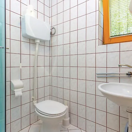 Apartment In With Wifi