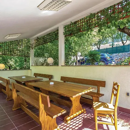 In With Wifi Апартаменты *