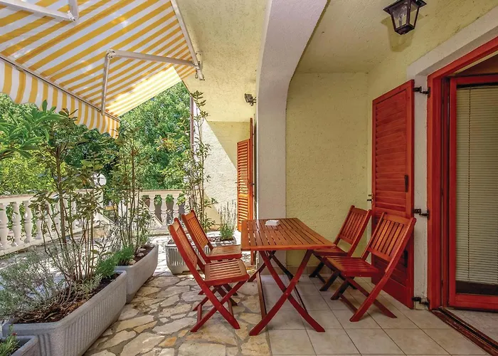 In With Wifi Διαμέρισμα Povile